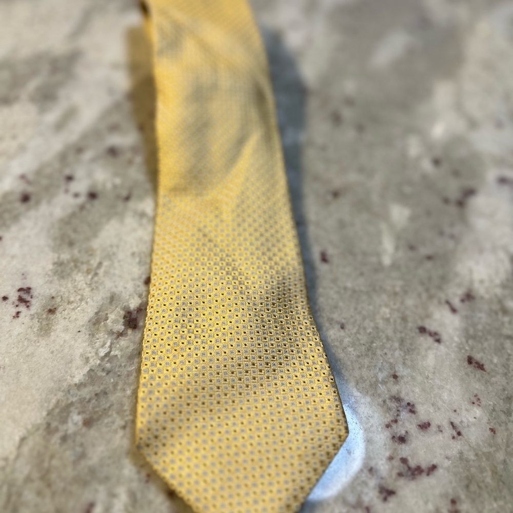 Murano Mens Yellow Silk Geometric Micro Check Pattern‎ Necktie RN 58909